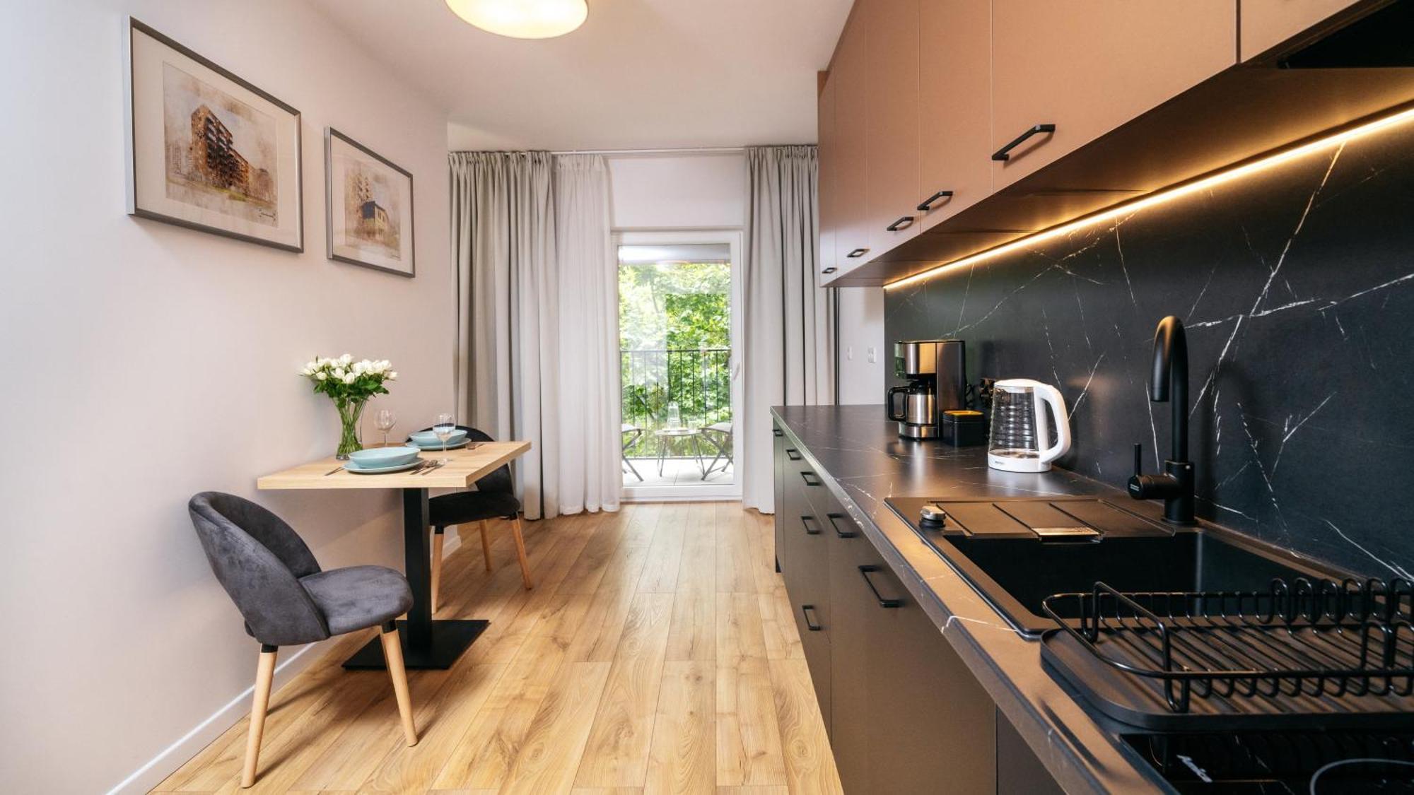 Apartamenty Sun & Snow Atal City Square Wrocław Buitenkant foto
